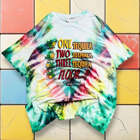 Euro Other - Vintage 90s One Tequila Two Tequila Three Tequila Floor Cancun T-Shirt Large